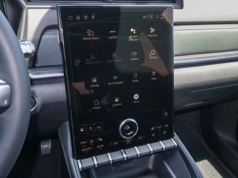New 2026 GMC Terrain AT4 w/ Technology Package II AWD/4WD image 14