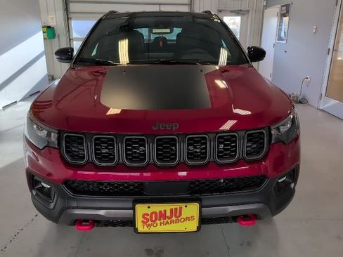 New 2026 Jeep Compass Trailhawk w/ Trailer Tow Group image 8