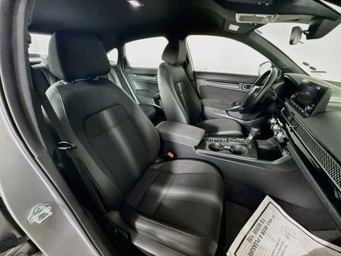 Used 2025 Honda Civic Sport image 33