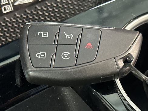 Used 2025 Chevrolet Equinox LT w/ Convenience Package II FWD image 26