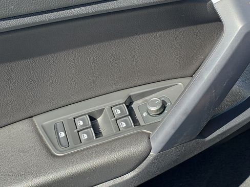 Used 2021 Volkswagen Tiguan SE R-Line AWD/4WD image 27
