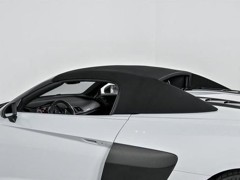 Used 2020 Audi R8 V10 performance image 20