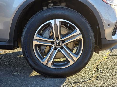 Used 2021 Mercedes-Benz GLC 300 4MATIC image 9