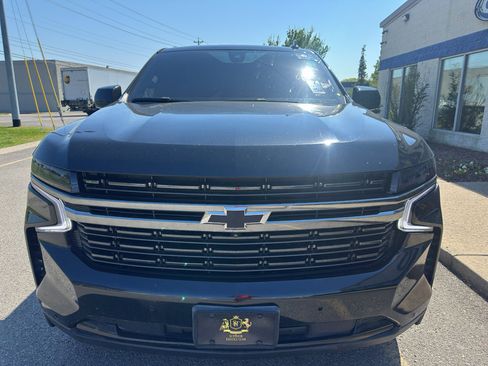 Used 2021 Chevrolet Suburban RST w/ Luxury Package image 13