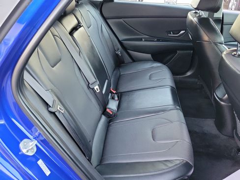 Certified 2023 Hyundai Elantra Limited image 20