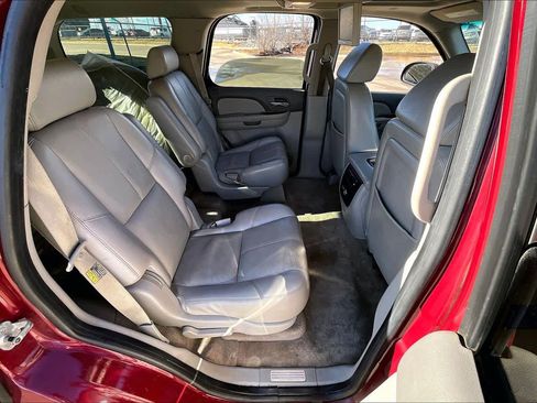 Used 2007 Chevrolet Tahoe LTZ w/ LTZ Preferred Equipment Group image 17