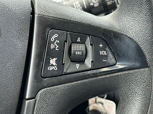 Used 2013 Chevrolet Equinox LS AWD/4WD image 25