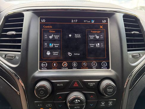 Used 2018 Jeep Grand Cherokee High Altitude AWD/4WD image 18