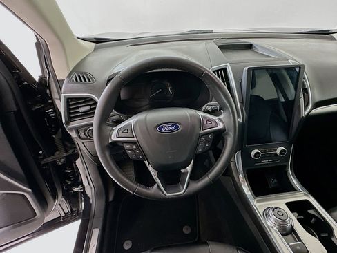 Used 2022 Ford Edge Titanium w/ Equipment Group 301A AWD/4WD image 12