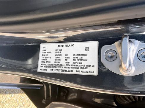 Used 2023 Tesla Model 3 Standard Range RWD image 36