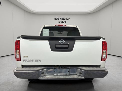 Used 2016 Nissan Frontier S RWD image 4