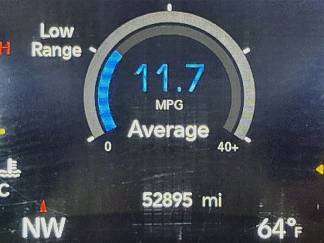 Used 2021 Chrysler Pacifica Touring-L FWD image 9