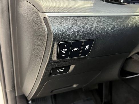 Used 2023 Kia K5 GT-Line image 30