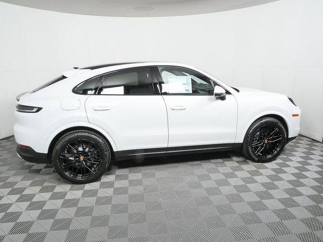 Used 2026 Porsche Cayenne Coupe AWD/4WD image 28