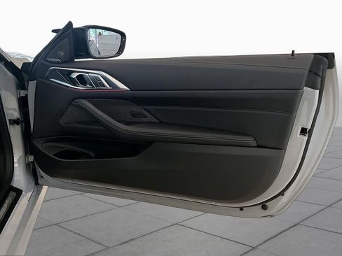 Used 2026 BMW M440i Convertible w/ Premium Package RWD image 19
