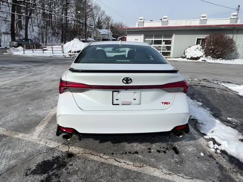 Used 2020 Toyota Avalon TRD image 4