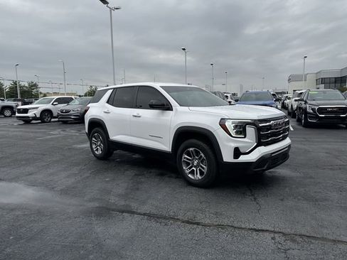 Used 2025 GMC Terrain Elevation AWD/4WD image 6