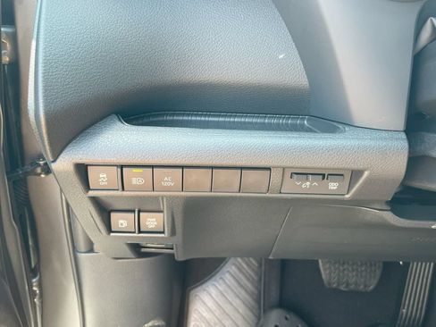 Used 2026 Toyota Sienna XSE FWD image 22