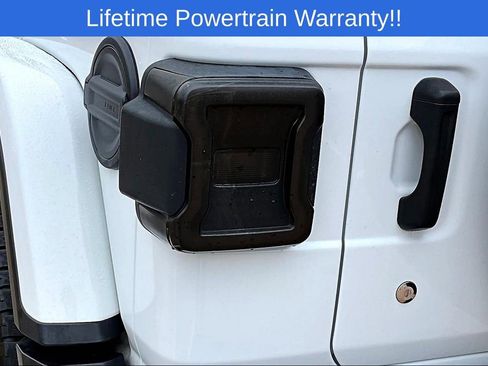 Used 2019 Jeep Wrangler Unlimited Rubicon image 39