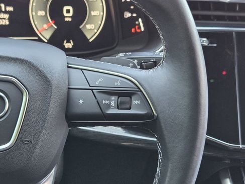 Certified 2022 Audi Q8 Premium Plus w/ Premium Plus Package image 35