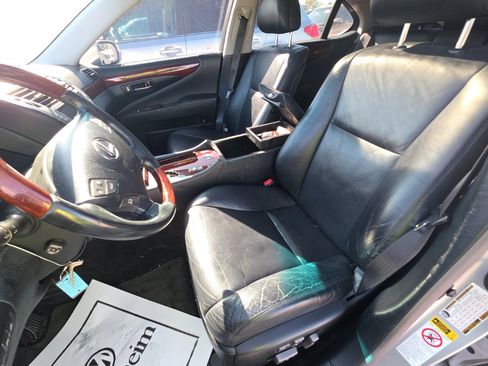 Used 2008 Lexus LS 460 image 9