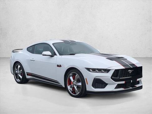 Used 2024 Ford Mustang GT Premium image 3