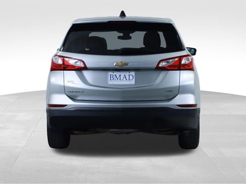 Used 2020 Chevrolet Equinox LS w/ LS Convenience Package AWD/4WD image 10
