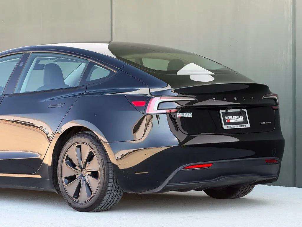 Used 2024 Tesla Model 3 Long Range AWD/4WD image 28