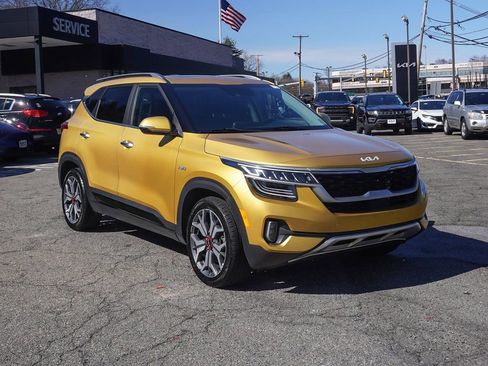 Used 2022 Kia Seltos SX w/ Sunroof Package image 46