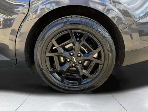 Used 2025 Kia Carnival SX w/ SX Dark Edition Package image 58