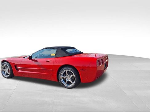 Used 2004 Chevrolet Corvette Base w/ Preferred Equipment Group image 10