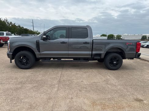 Used 2026 Ford F250 XL w/ STX Appearance Package image 4