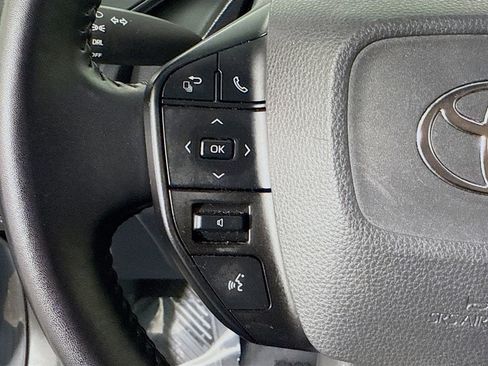 Used 2023 Toyota Prius LE image 14