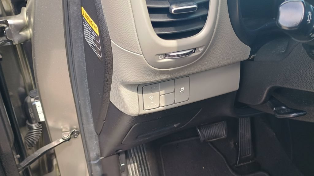 Used 2018 Kia Soul FWD image 7
