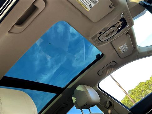 Used 2018 Audi Q5 2.0T Premium Plus w/ Premium Plus Package AWD/4WD image 14