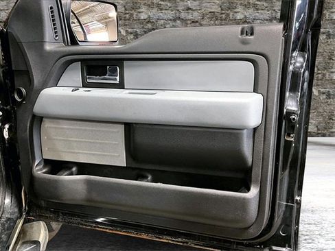 Used 2014 Ford F150 XLT w/ Equipment Group 302A Luxury image 21