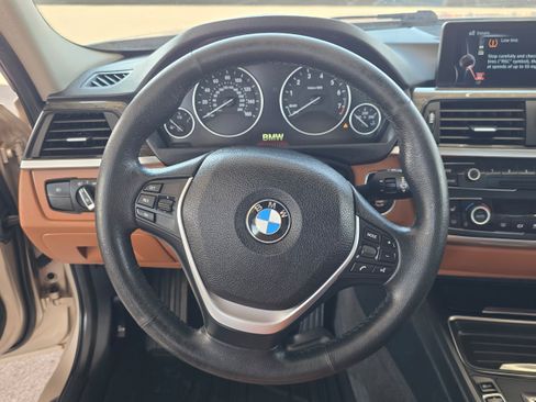 Used 2014 BMW 328i xDrive Sedan AWD/4WD image 16