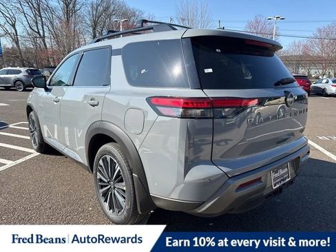New 2026 Nissan Pathfinder Platinum w/ Cargo Package AWD/4WD image 6
