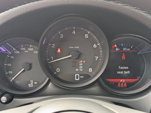 New 2026 Porsche Macan image 16