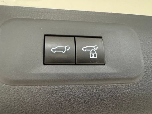 Used 2025 Lexus TX 350 AWD w/ Technology Package image 24