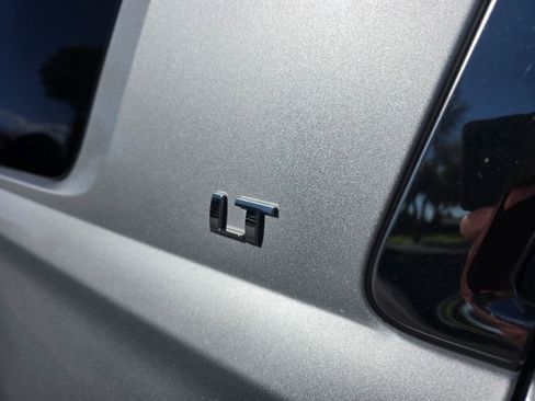 Used 2017 Chevrolet Tahoe LT image 6