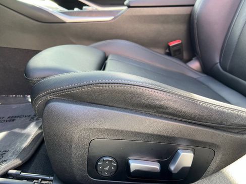 Used 2023 BMW 330i Sedan w/ Driving Assistance Package RWD image 27