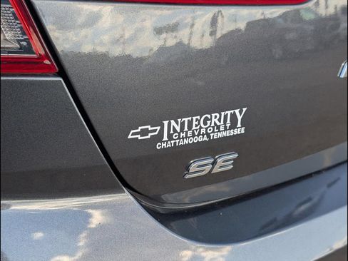 Used 2020 Hyundai Elantra SE FWD image 23
