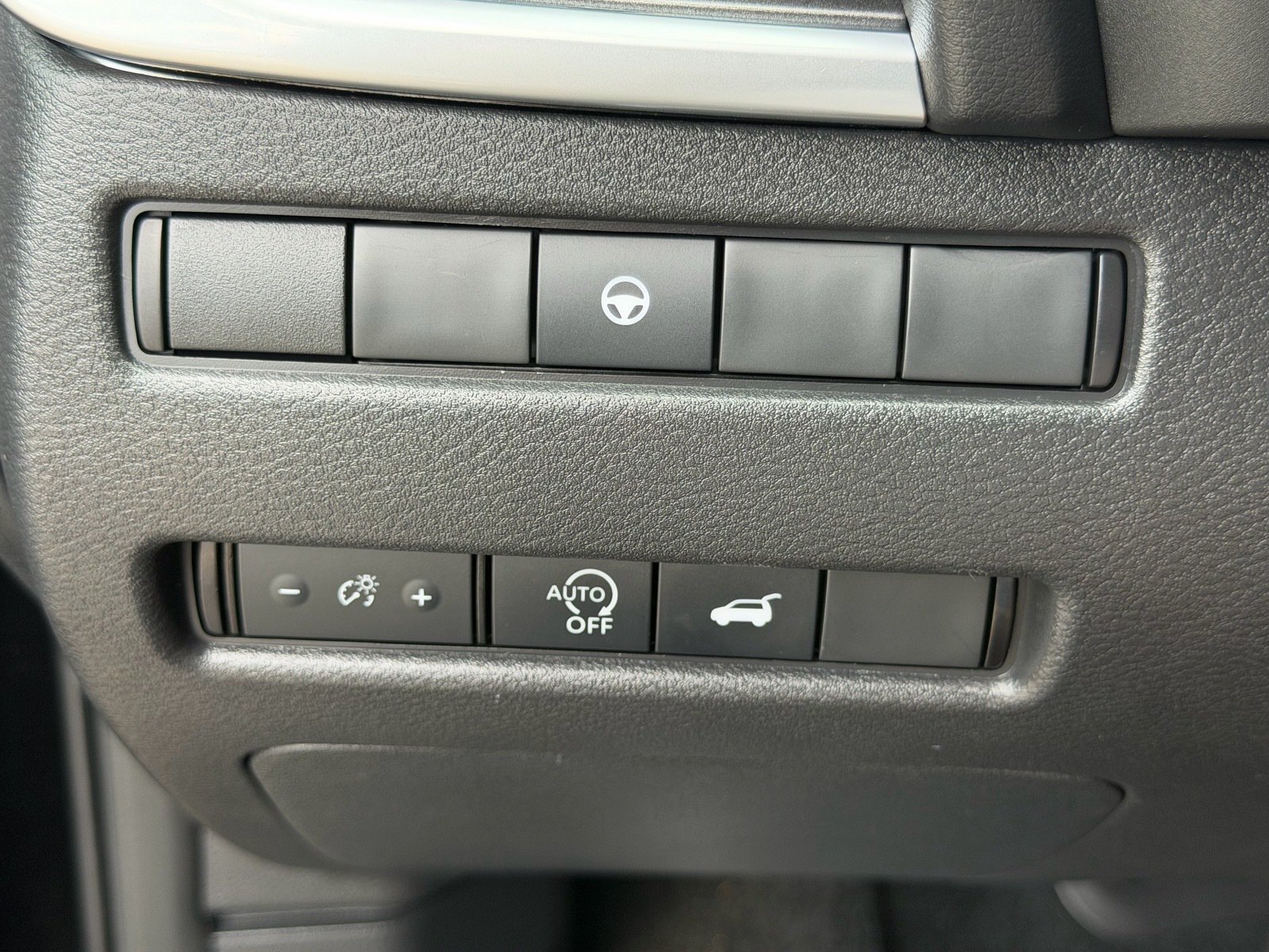 Certified 2023 Nissan Rogue SV w/ SV Premium B Package AWD/4WD image 32