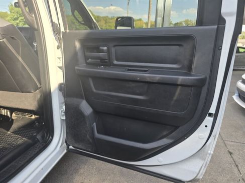 Used 2023 RAM 2500 Tradesman w/ Chrome Appearance Group image 14