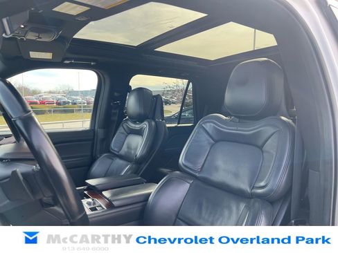 Used 2023 Lincoln Navigator Reserve AWD/4WD image 51