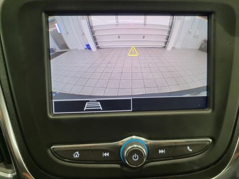 Used 2024 Chevrolet Equinox LT w/ LPO, Floor Liner Package AWD/4WD image 15
