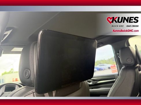Used 2021 GMC Yukon Denali w/ LPO, Illumination Package AWD/4WD image 11