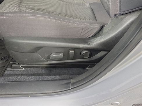 Certified 2024 Subaru Crosstrek 2.0i Premium image 17