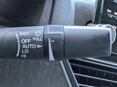 Used 2021 Honda Accord Touring image 38